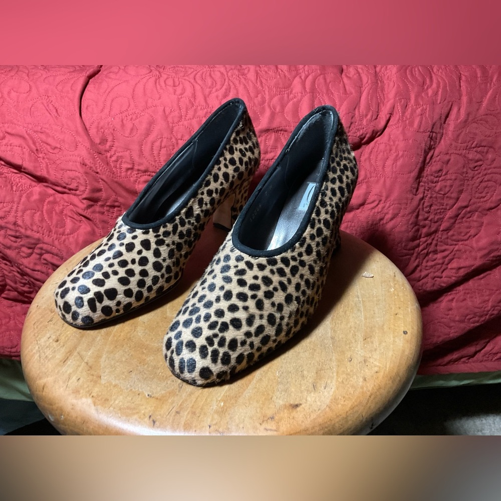 Clifford & Willis Vintage Cheetah print furry chunky heels, 3 inch heels